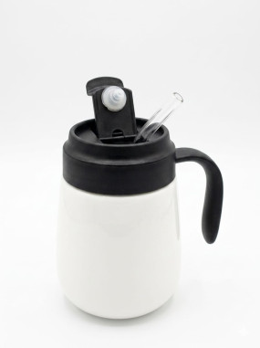 Ceramic travel mug with Glass straw and flip lip